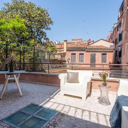 Palace Canal View By Wonderful Italy Venice Exterior photo